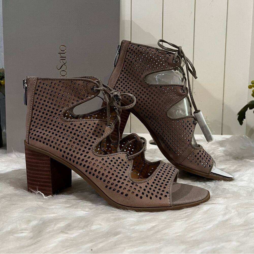 NEW Franco Sarto Leather Suede Perforated Honolulu Ghillie Lace-Up Sandals 5.5 - Picture 3 of 16